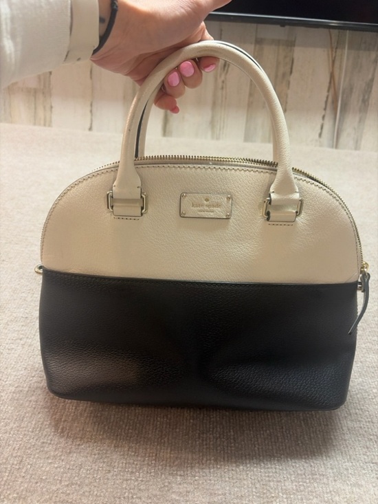 kate spade Handbags - Kate Spade Two-Tone Cream and Black Dome Satchel